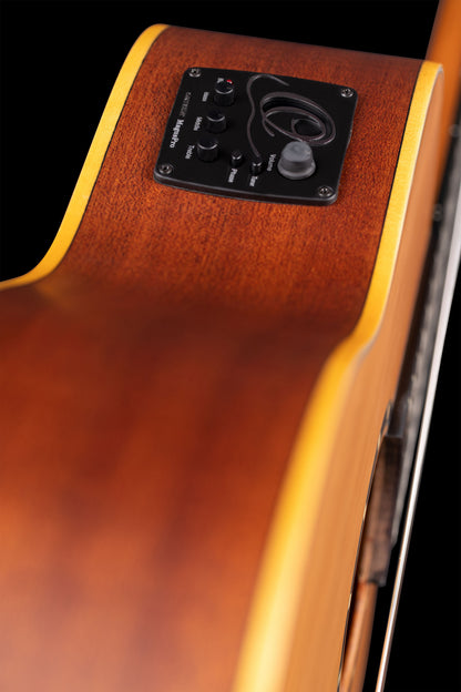 ORTEGA Family Series Pro 4/4 Konzertgitarre 6 String - Massive Zeder / Mahagoni Natur + Bag