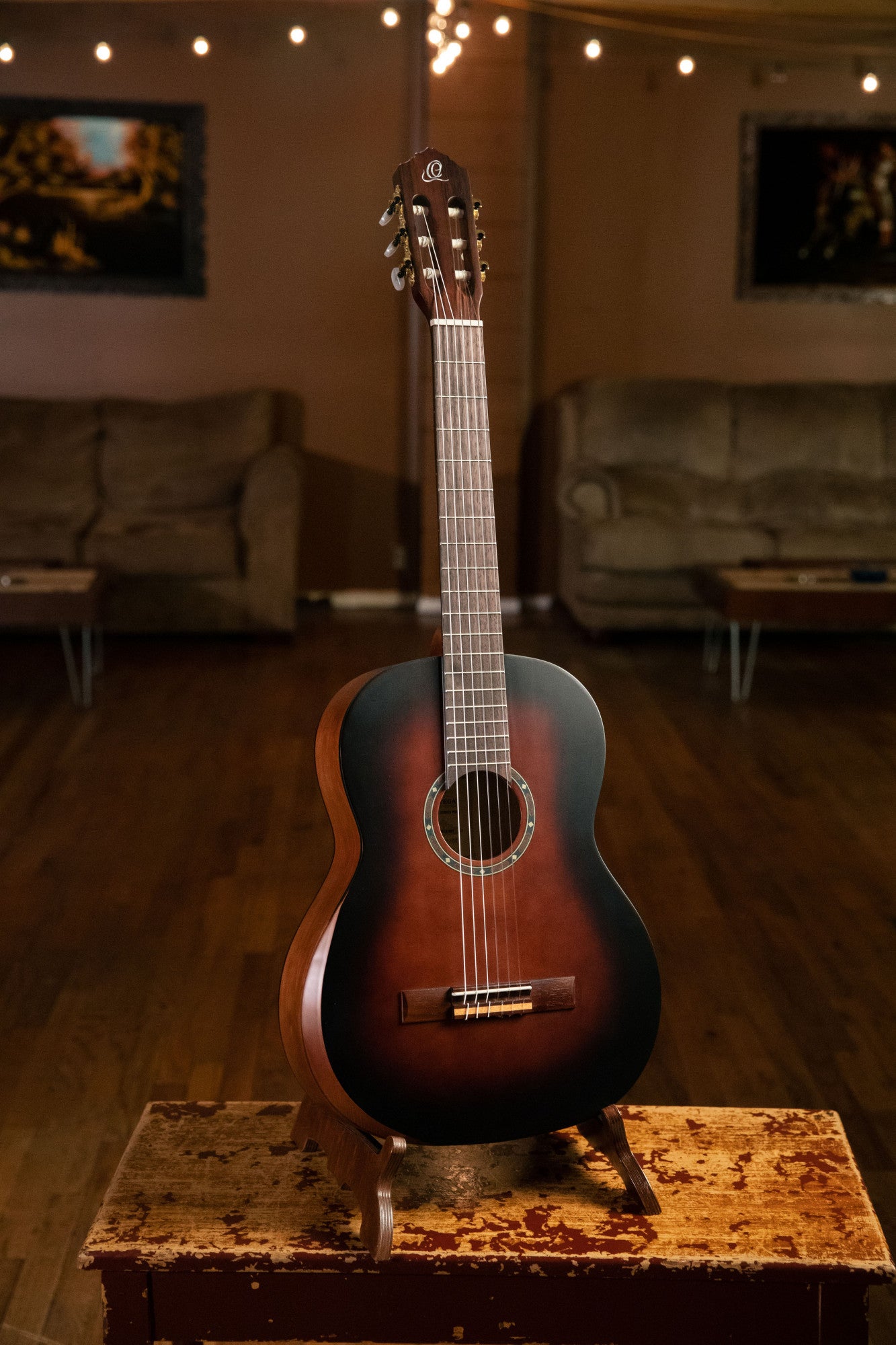 ORTEGA Student Series Pro DeLuxe 4/4 Classical Guitar 6 String - Solid Spruce / Catalpa Bourbon Fade