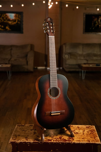 ORTEGA Student Series Pro DeLuxe 4/4 Classical Guitar 6 String - Solid Spruce / Catalpa Bourbon Fade