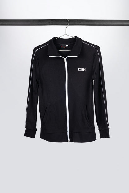 TAMA Trainingsjacke in schwarz mit Logo auf der linken Brust