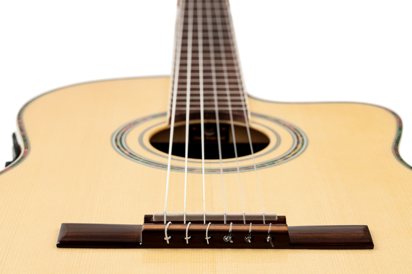 ORTEGA Family Series Pro 4/4 Classical Guitar 6 String - Solid Spruce / Mahogany Natural + Bag