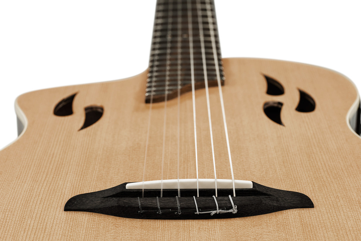 ORTEGA TourPlayer DeLuxe Konzertgitarre 6-String Lefty - Spruce Natural + Gigbag