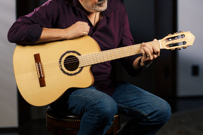 ORTEGA Thomas Zwijsen Signature Konzertgitarre 6-String + Softcase