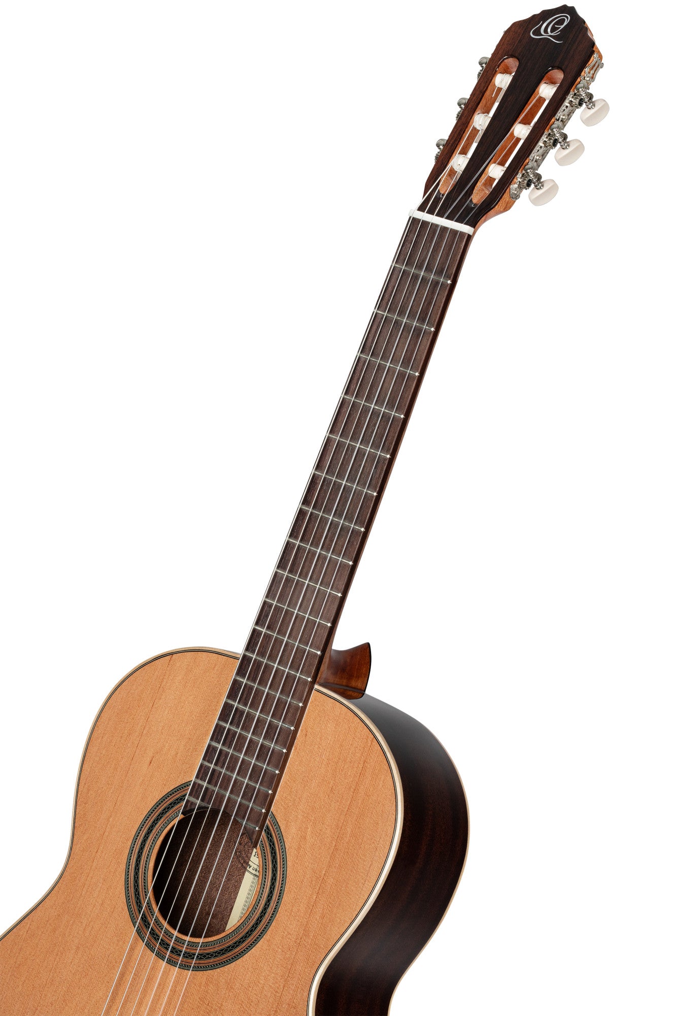 ORTEGA Traditional Series 4/4 Nylon String Guitar 6-String + Pro Gigbag