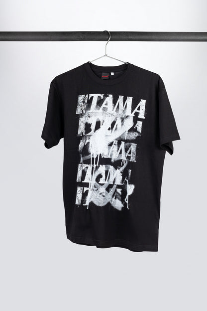 TAMA T-Shirt in schwarz mit Spray Paint Frontprint