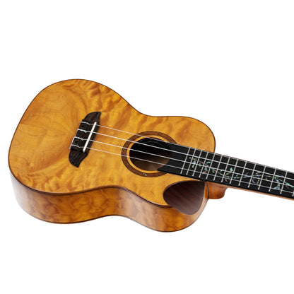 ORTEGA Elite Serie Konzert Ukulele 4 String - Quilted Maple Natural + Bag