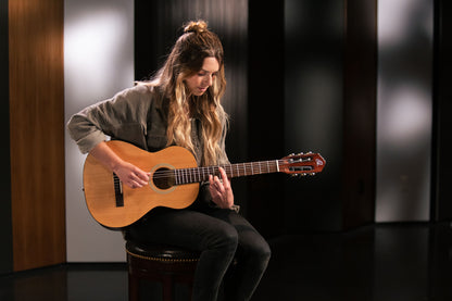 ORTEGA Student Series 3/4 Classic Guitar 6-String - Natural