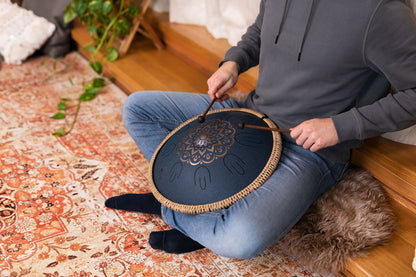 MEINL Sonic Energy Octave Steel Tongue Drum 16" - D Amara/9 Notes/440 Hz - Lasered Floral Design/Navy Blue