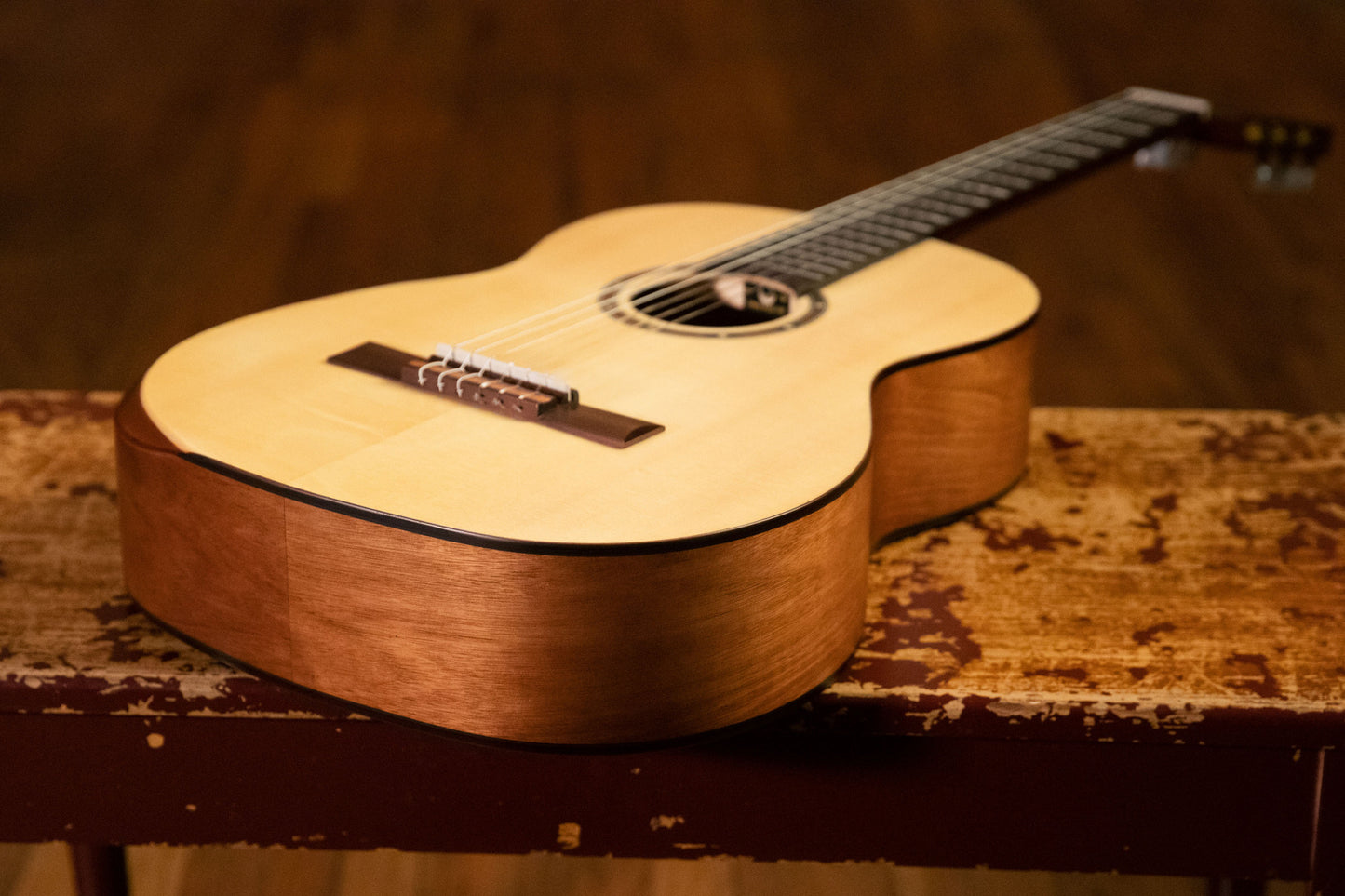 ORTEGA Student Series Pro DeLuxe 4/4 Classical Guitar 6 String - Solid Spruce / Catalpa Natural