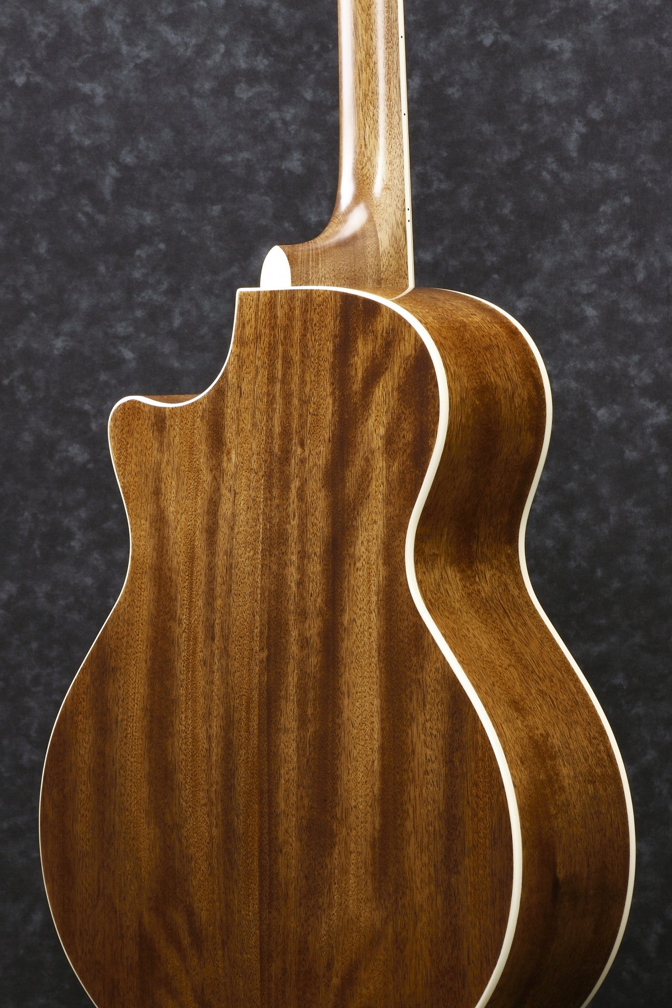 IBANEZ AE Akustikgitarre 6-String - Natural High Gloss