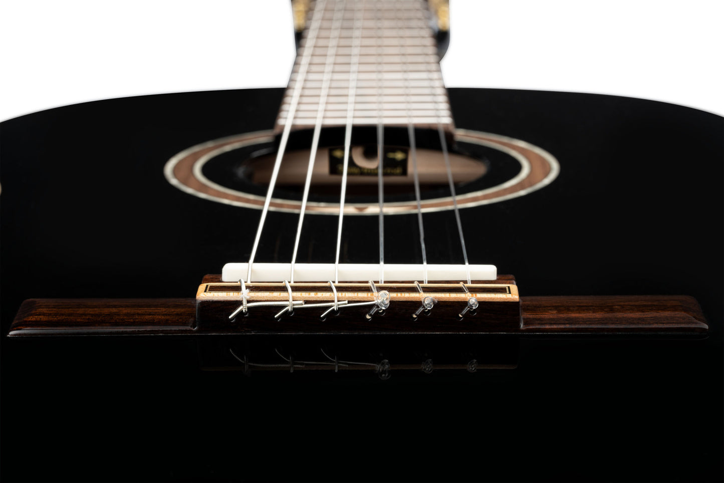 ORTEGA Performer Series 4/4 Konzertgitarre 6-String - Black + Gig Bag