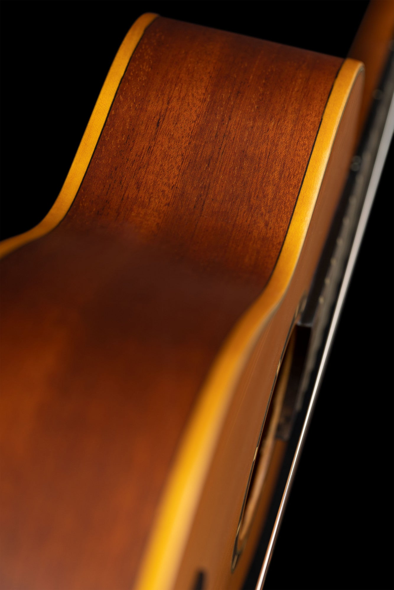 ORTEGA Family Series 1/2 Konzertgitarre 6 String - Zeder / Mahagoni Natur + Bag