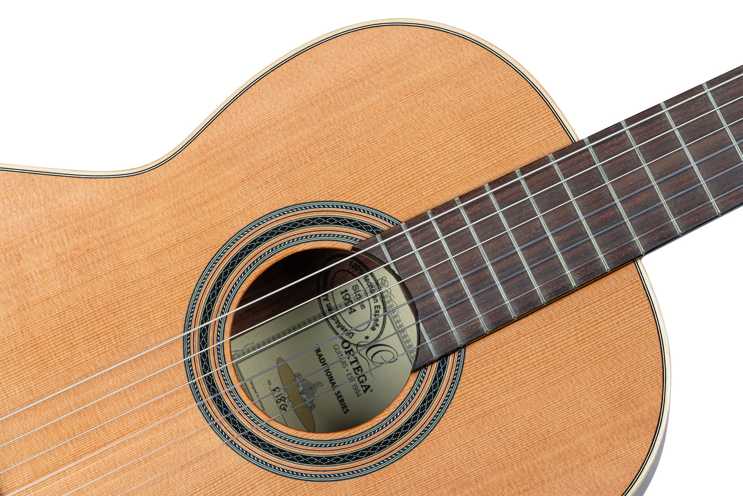 ORTEGA Traditional Series 4/4 Konzertgitarre 6-String + Pro Gigbag