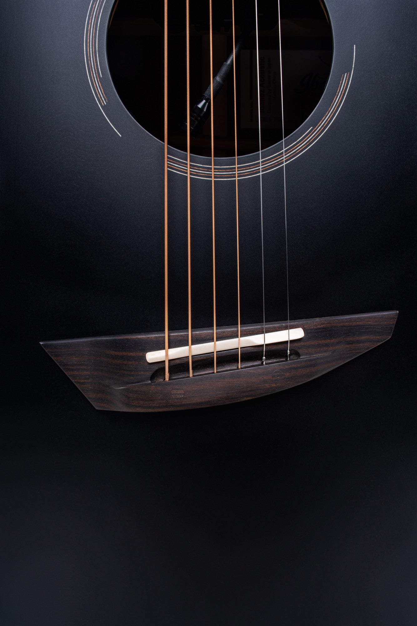 IBANEZ Jon Gomm Signature Acoustic Guitar 6-String - Black Satin Top / Natural High Gloss Back and Sides + Case