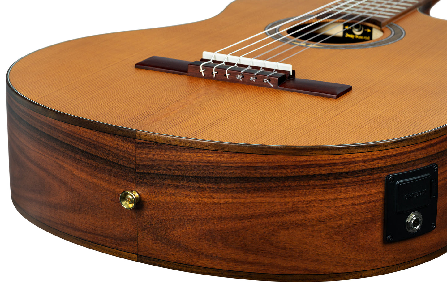 ORTEGA Thermo Series 4/4 Nylon String Guitar 6-String + Pro Gigbag