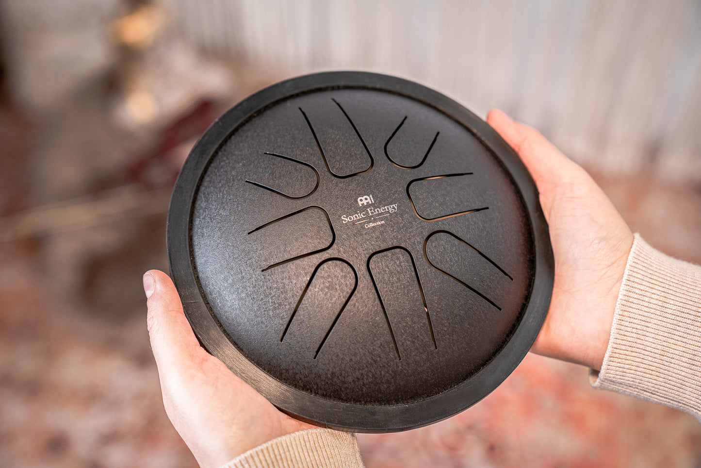 MEINL Sonic Energy Small Steel Tongue Drum 7" - F Moll/8 Töne/440 Hz - schwarz