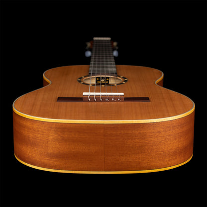 ORTEGA Family Series 7/8 Konzertgitarre 6 String - Zeder / Mahagoni Natur + Bag