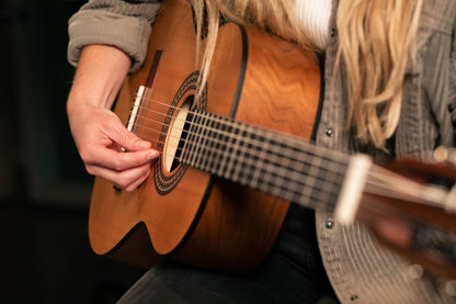 ORTEGA Student Series 3/4 Classical Guitar 6-String - Natural