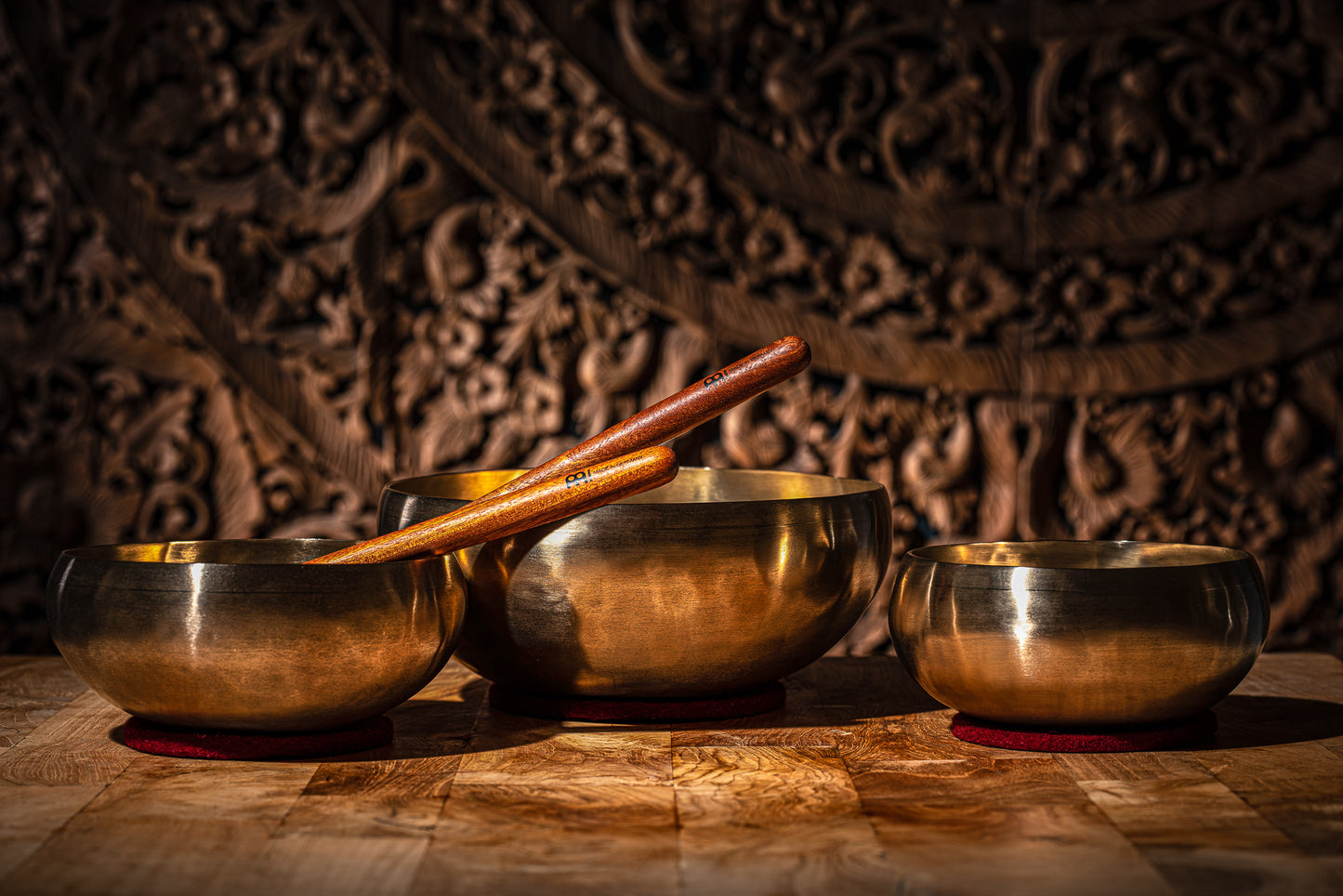 MEINL Sonic Energy Cosmos Series Basic Therapy Singing Bowl Set 5 pcs - 800/1000/2000g + Mallets
