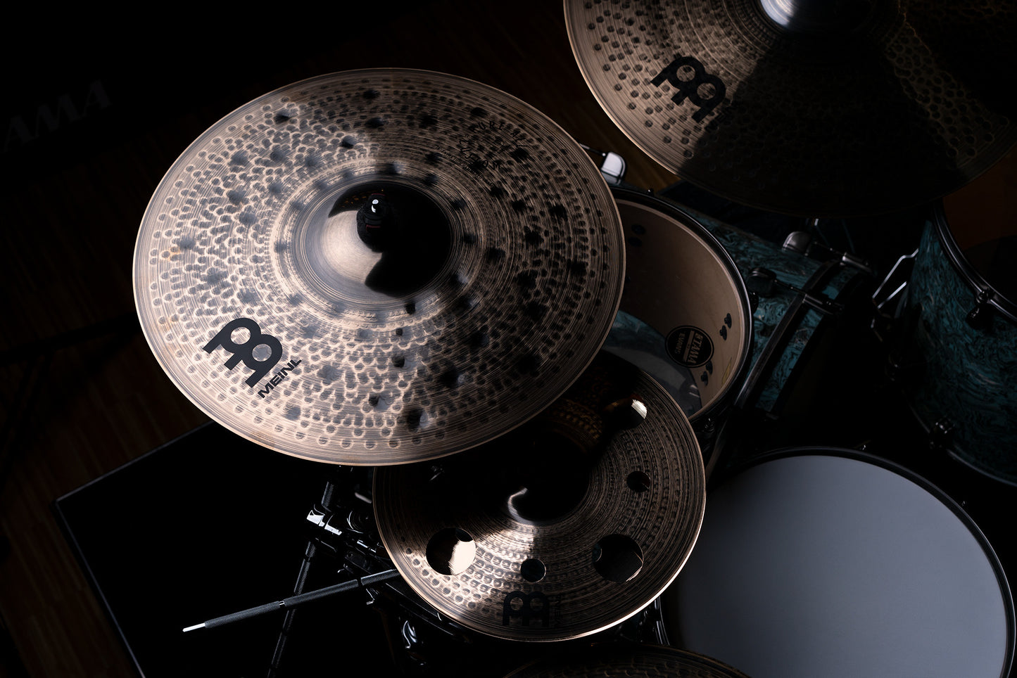 MEINL Cymbals Pure Alloy Custom Extra Thin Hammered Crash - 18"