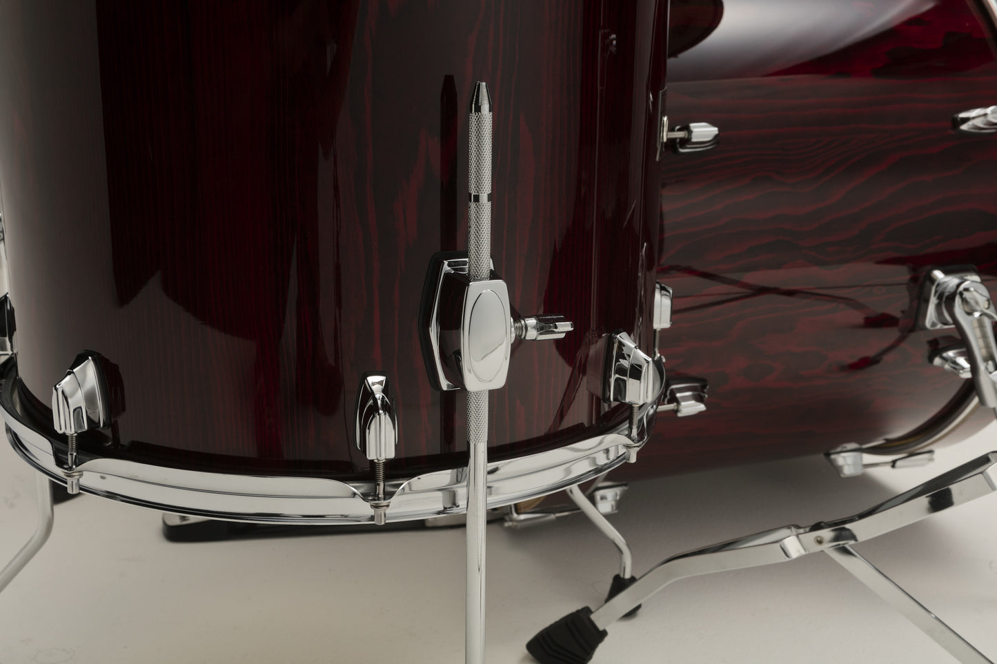 TAMA Superstar Classic Drum Set 7 teilig - Gloss Garnet Lacebark Pine/Chrom HW + SM5W Hardware Kit