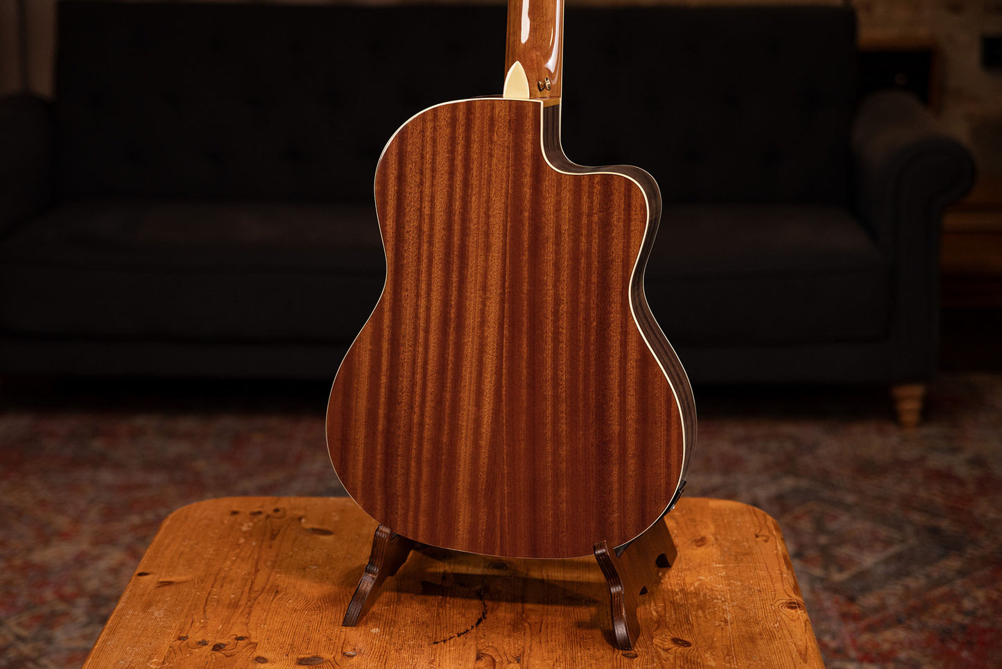 ORTEGA Family Series Pro 4/4 Konzertgitarre 6 String Lefty - Massive Fichte / Mahagoni Natur + Bag