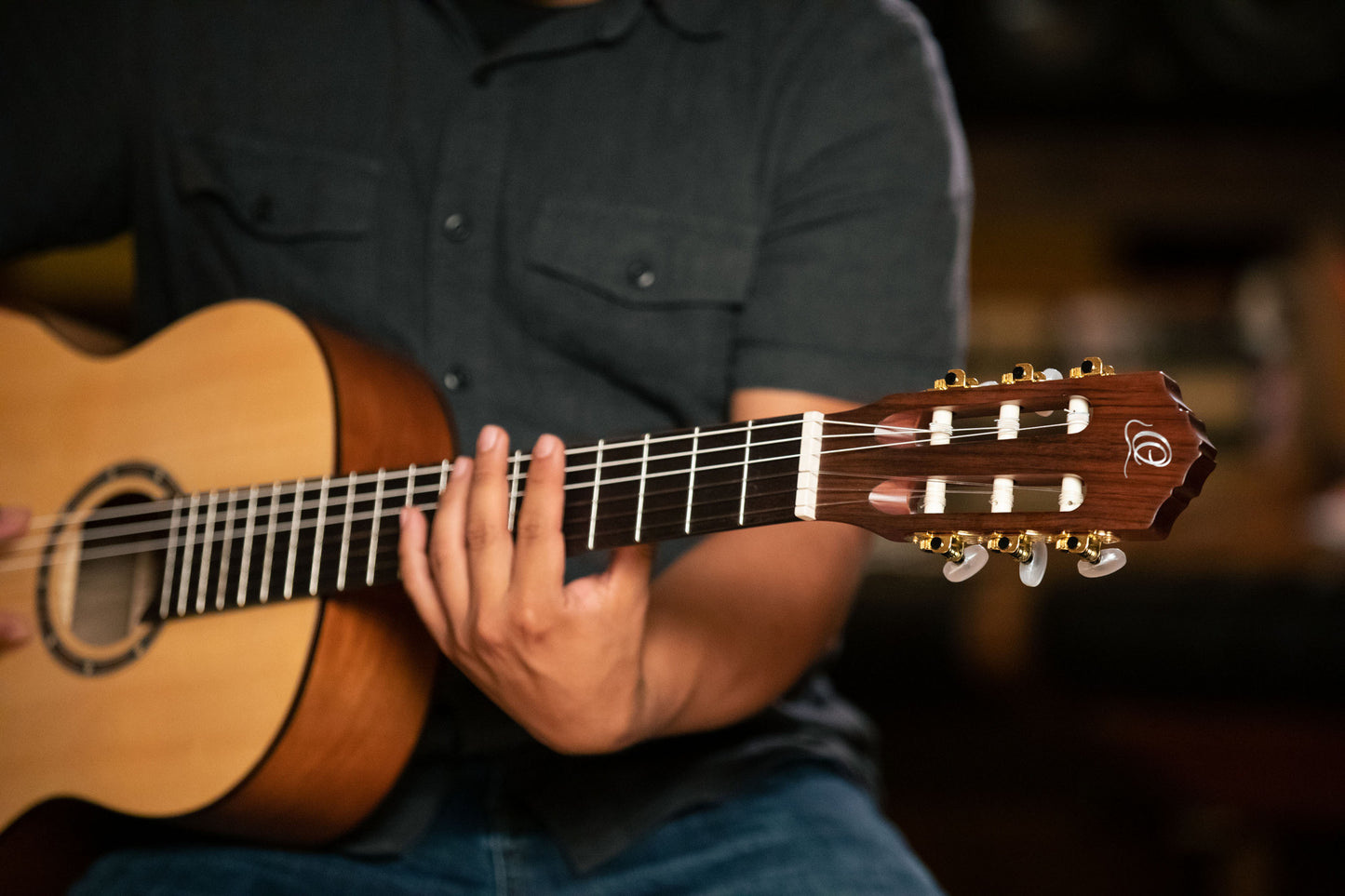 ORTEGA Student Series Pro DeLuxe 4/4 Classical Guitar 6 String - Solid Spruce / Catalpa Natural