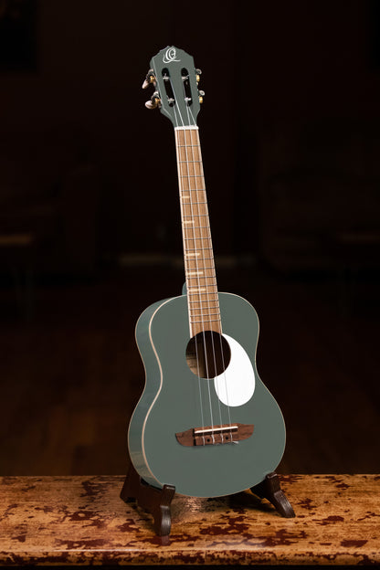 ORTEGA Gaucho Series Ukulele 4 String - Platinum Grey + Bag