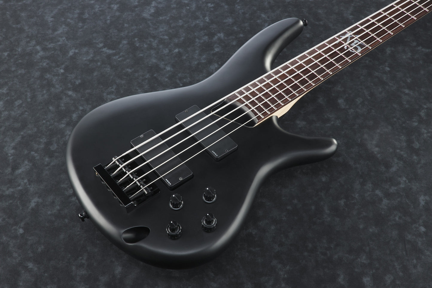 IBANEZ Fieldy Signature E-Bass 5-String - Black Flat