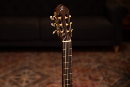 ORTEGA Performer Series 4/4 Konzertgitarre 6-String - Natural + Gigbag