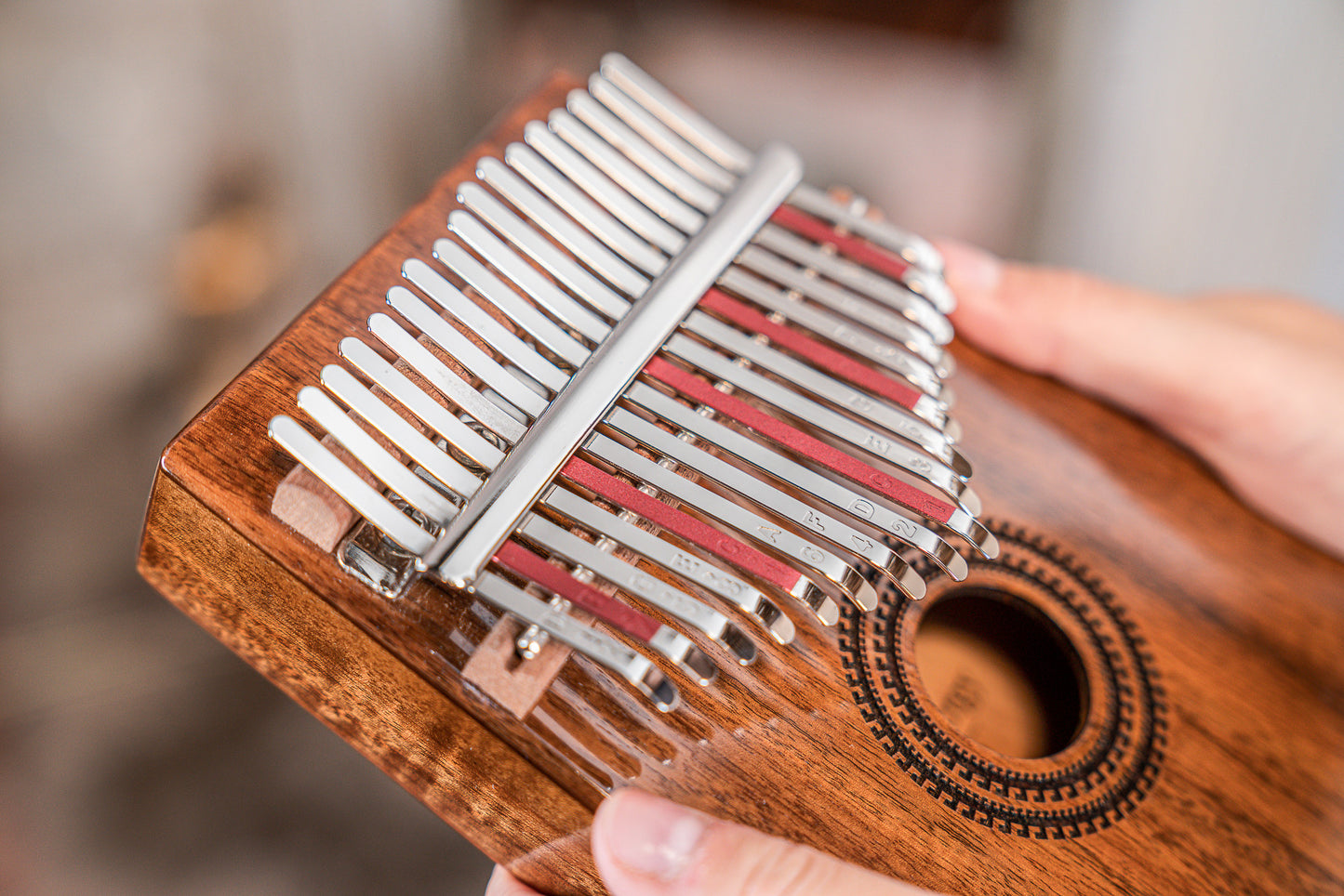 Meinl Sonic Energy Soundhole Pickup Kalimba - 17 Töne / Akazie