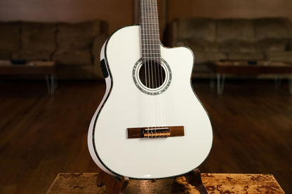 ORTEGA Family Series Pro Classical Guitar 4/4 Thinline Body Slim Neck - White + Bag