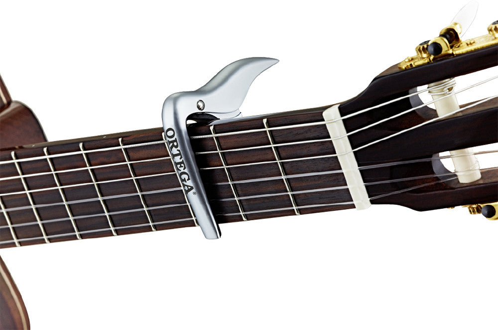 ORTEGA Flat Guitar Capo - Chrome