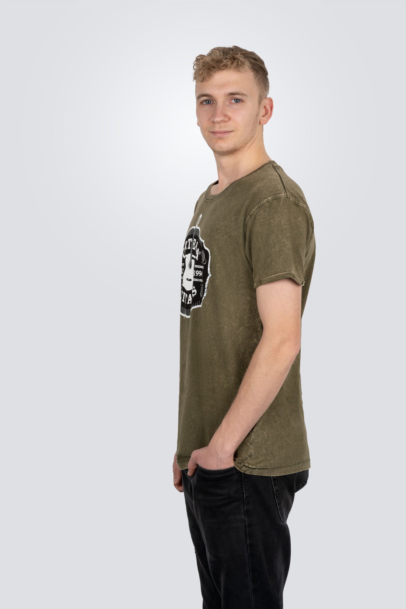ORTEGA Americana Guitar T-Shirt - Vintage Washed Green/M
