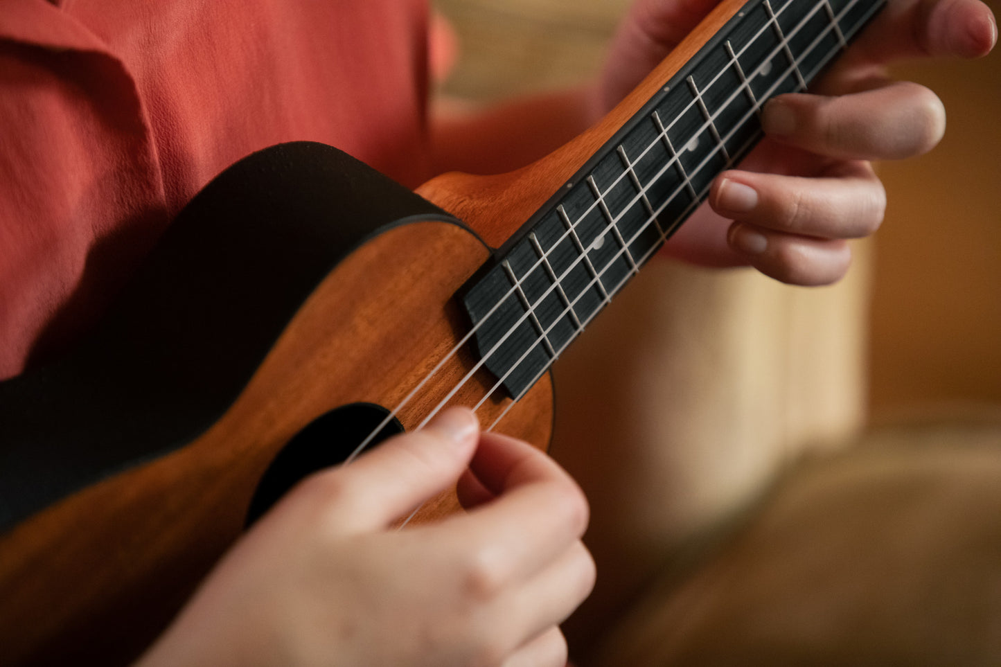 KEIKI K2 Serie Sopran Ukulele Set - Agathis / Mahogany Natural