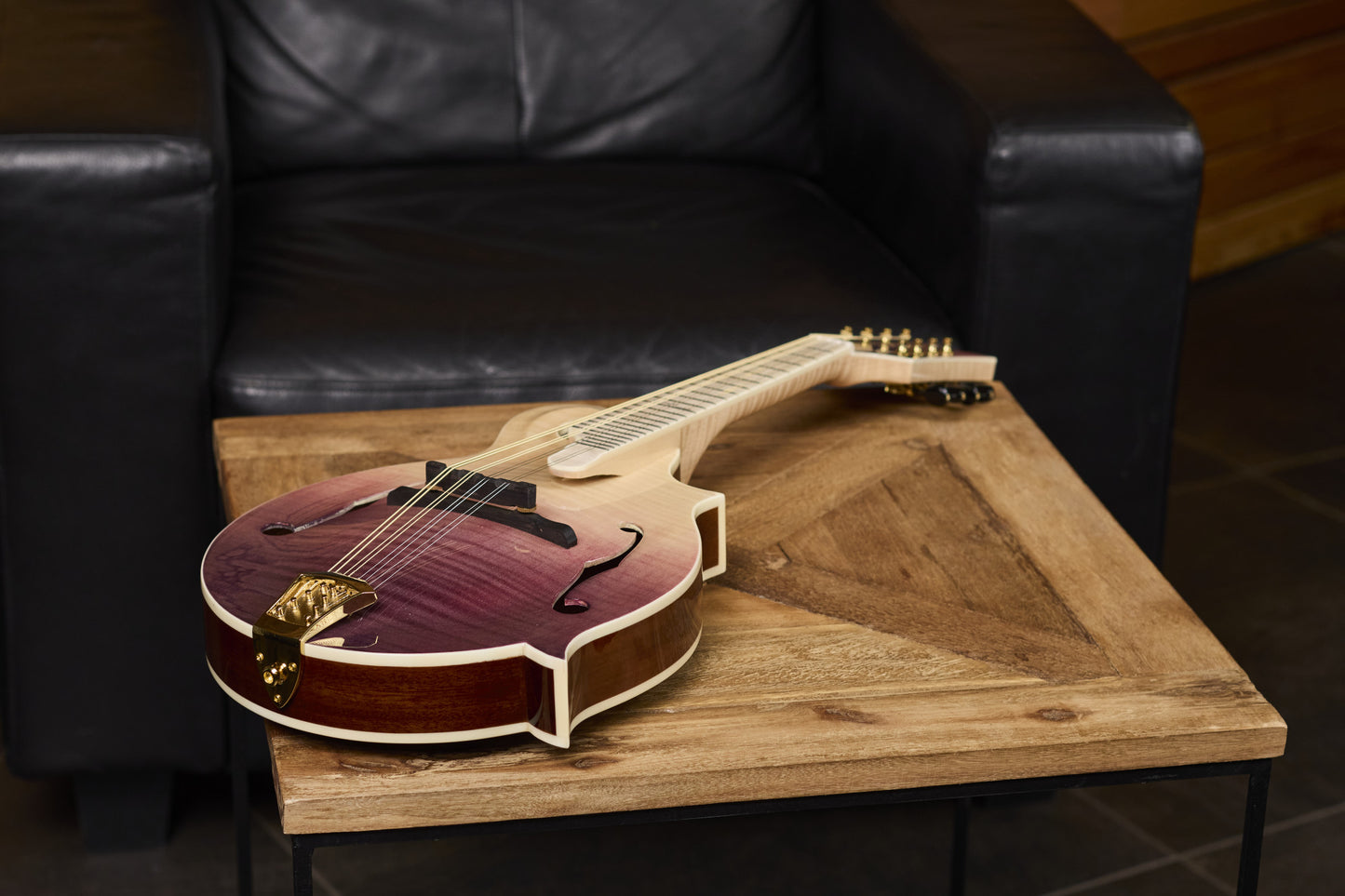 ORTEGA Americana Series F-Style Mandoline + Croco Leder Koffer