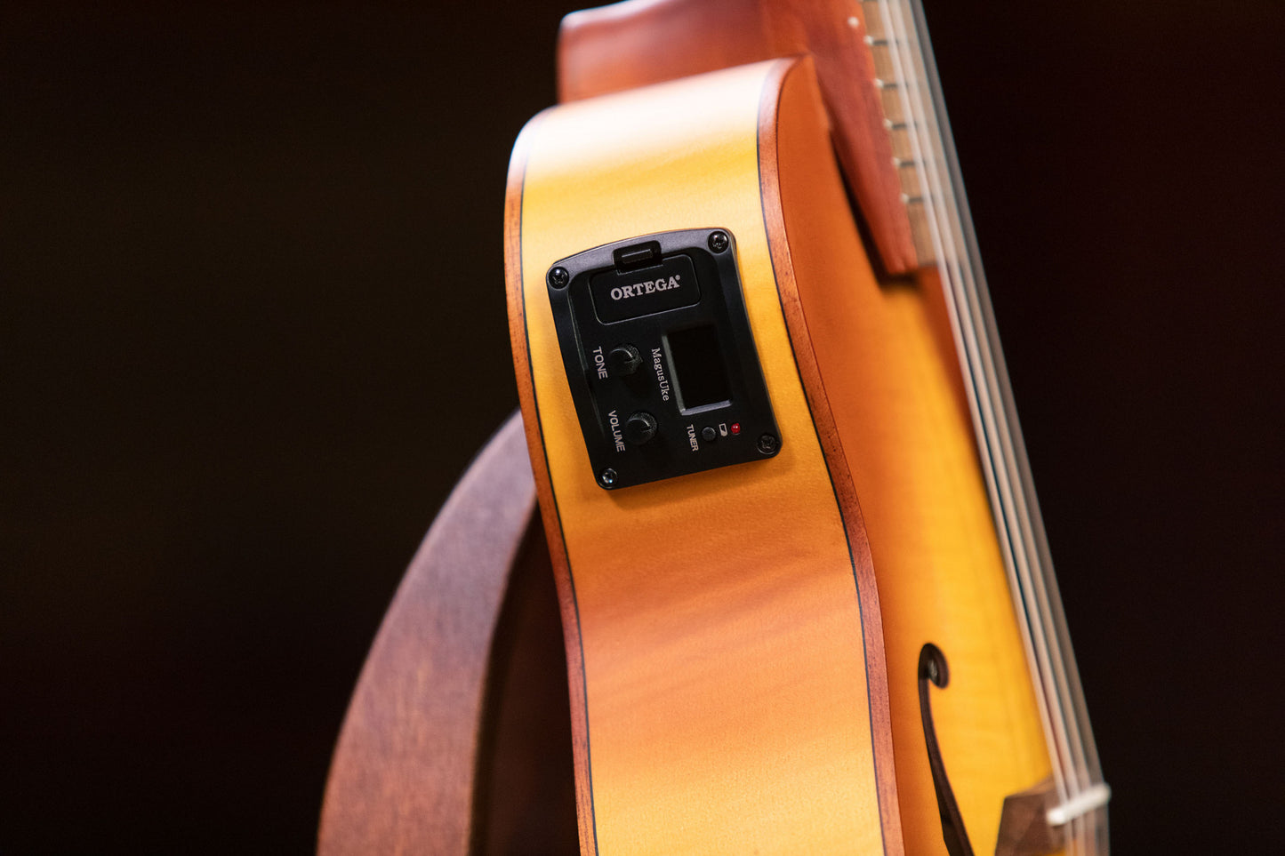 ORTEGA Custom Built Series Concert Ukulele 4 String - Honey Sunburst + Bag