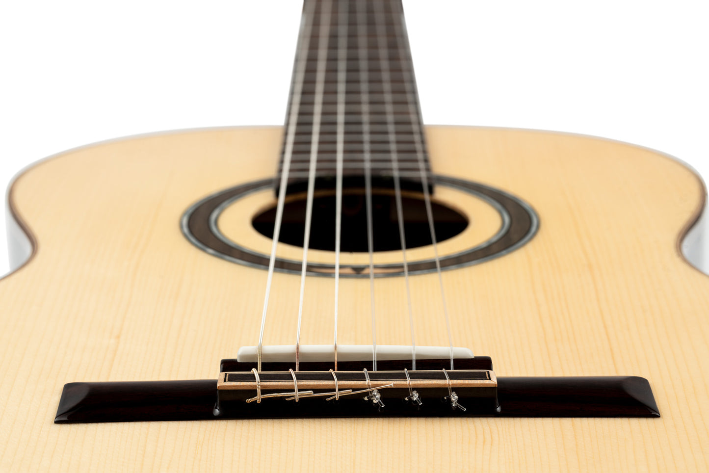 ORTEGA Performer Series 4/4 Konzertgitarre 6-String - Natural + Gigbag