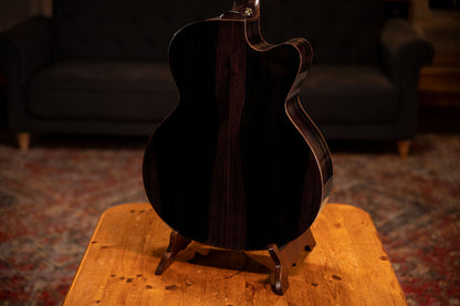 ORTEGA The Private Room Medium Scale Acoustic Bass 4 String Lefty - Spruce / Striped Ebony Natural + Bag