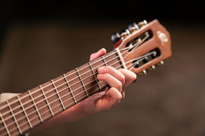 ORTEGA Student Series 4/4 Konzertgitarre 6-String - Natural