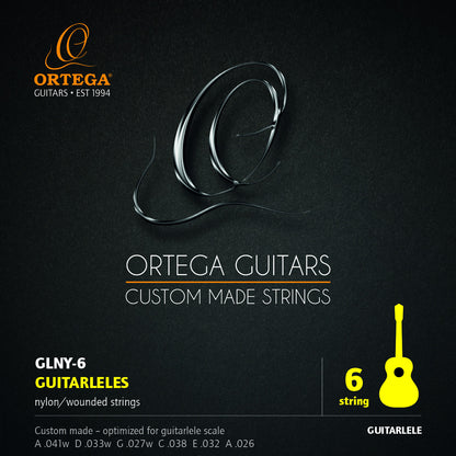 ORTEGA Mini Travel Series 1/8 Gitarre 6-String - Natur