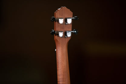 ORTEGA Bonfire Serie Bariton Ukulele 4 String - Fichte/Sapele Natur