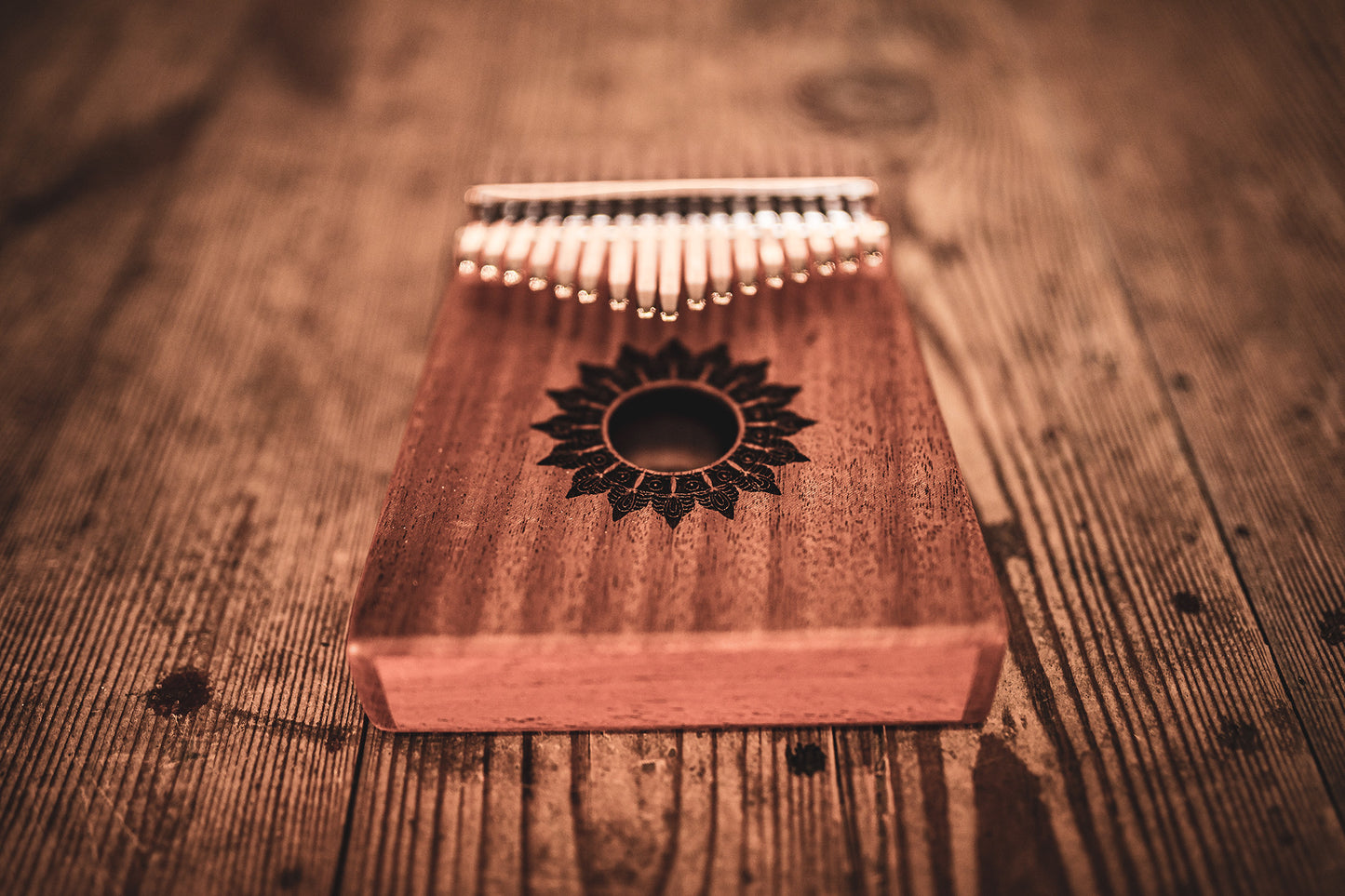 Meinl Sonic Energy Sound Hole Kalimba, 17 Töne, Mahagoni matt