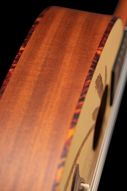 ORTEGA Bonfire Serie Konzert Ukulele 4 String - Fichte/Sapele Natur