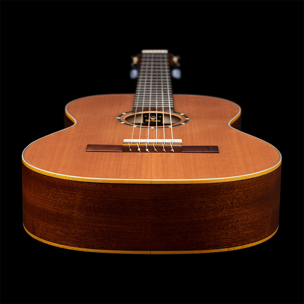 ORTEGA Family Series 7/8 Konzertgitarre 6 String Lefty - Zeder / Mahagoni Natur + Bag