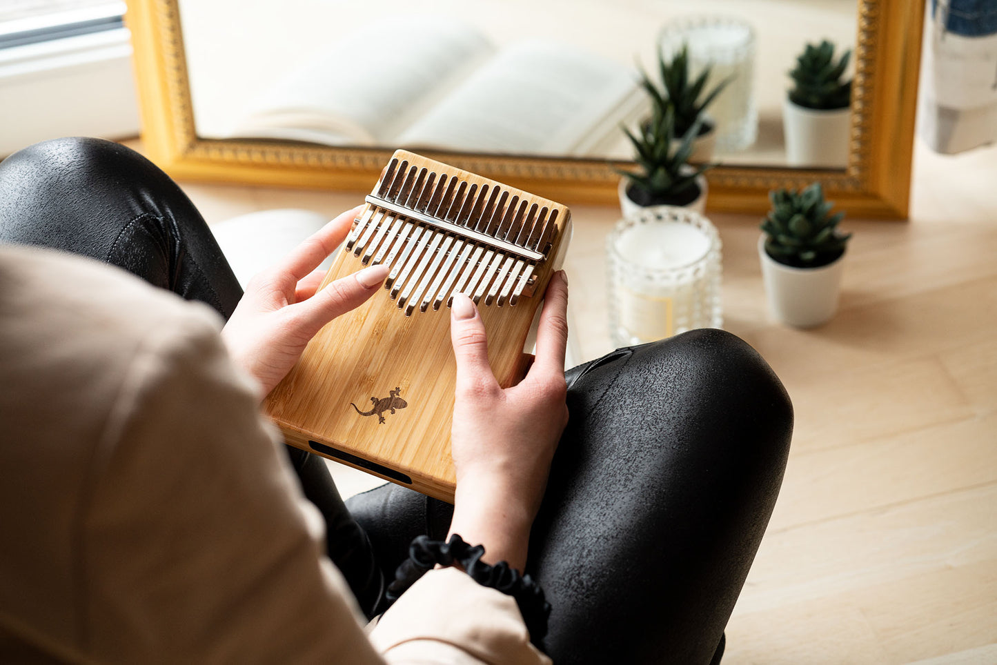 ORTEGA Lizard Series Kalimba 17 Keys - Solid Bamboo