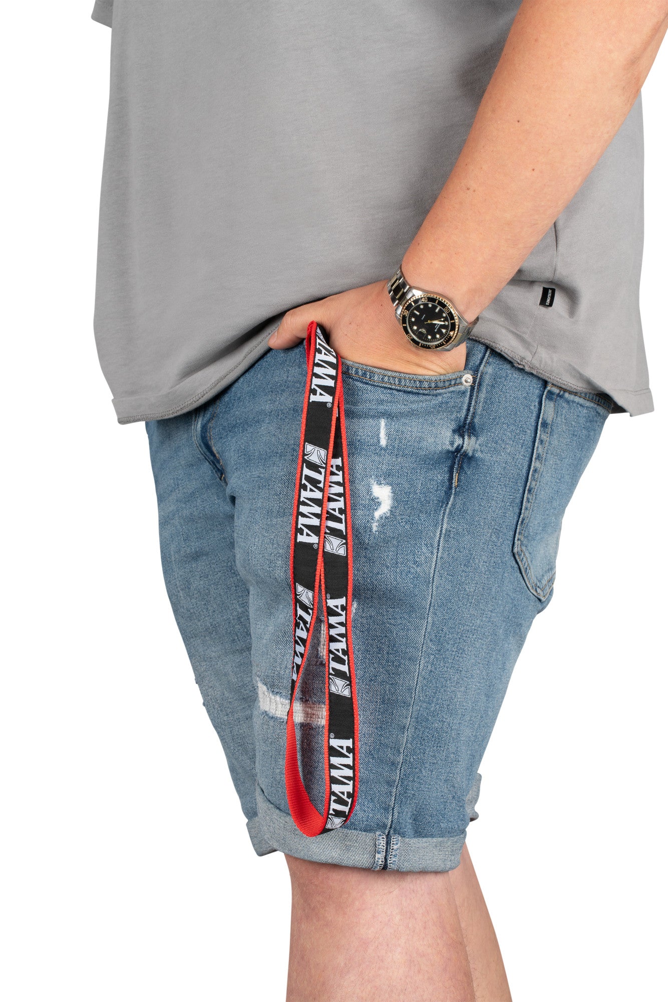 TAMA Lanyard - Rot/Schwarz mit weißem Logo