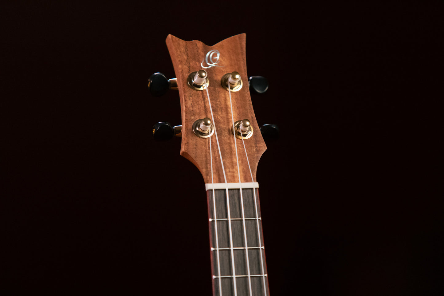 ORTEGA Timber Serie Konzert Ukulele 4 String - Acacia Natural + Bag