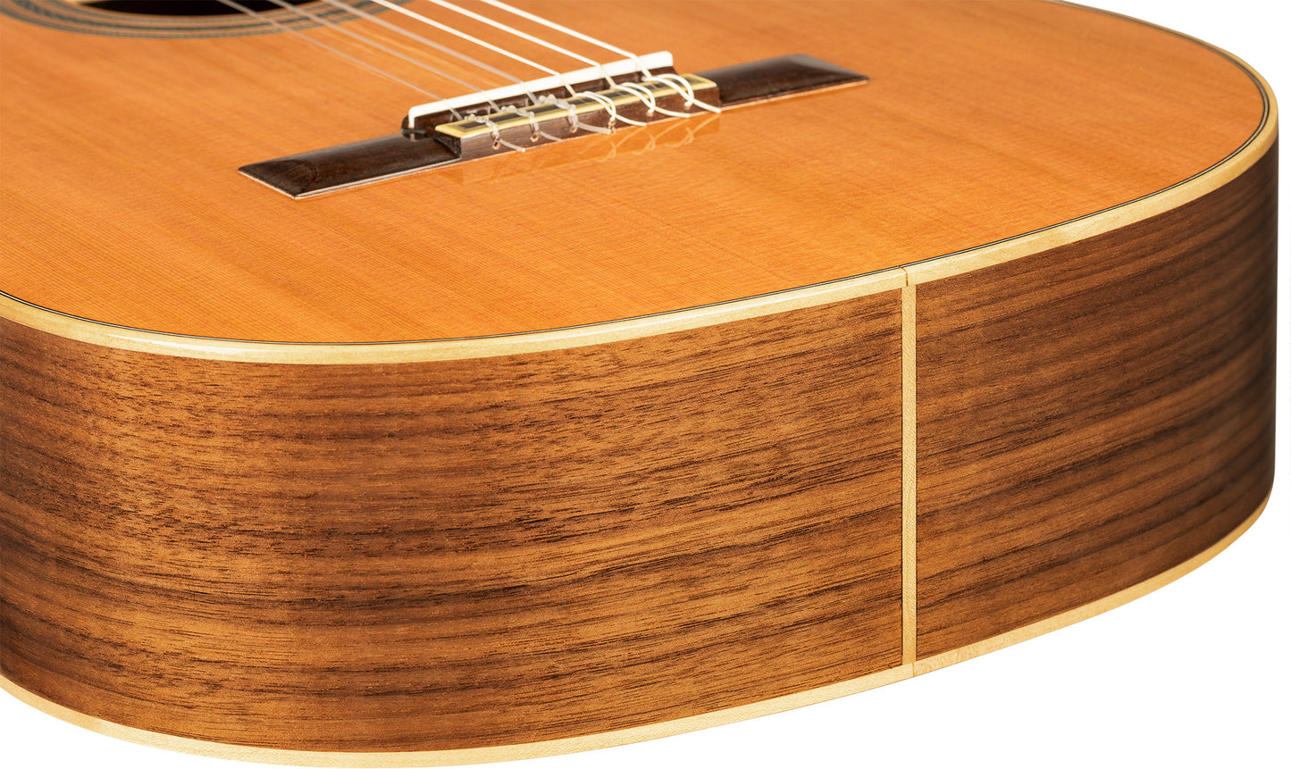 ORTEGA Traditional Series 4/4 Konzertgitarre 6-String, linkshänder + Pro Gigbag