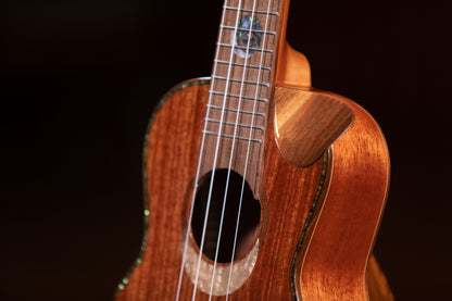 ORTEGA Custom Built Series Concert Ukulele 4 String - Solid Mahogany Natural + Bag